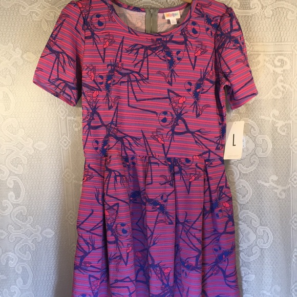 LuLaRoe Dresses & Skirts - NWT! 😍 Lularoe Disney Villains Amelia